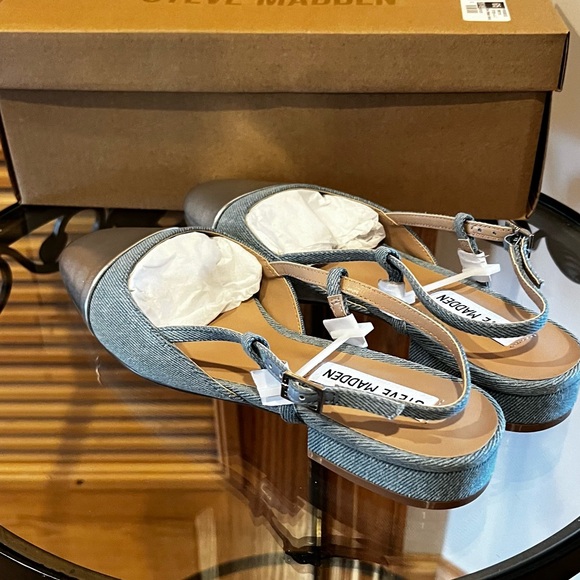 Steve Madden Denim & Silver Flats - Size 7.5 NWT 💙🩶 - Picture 7 of 8